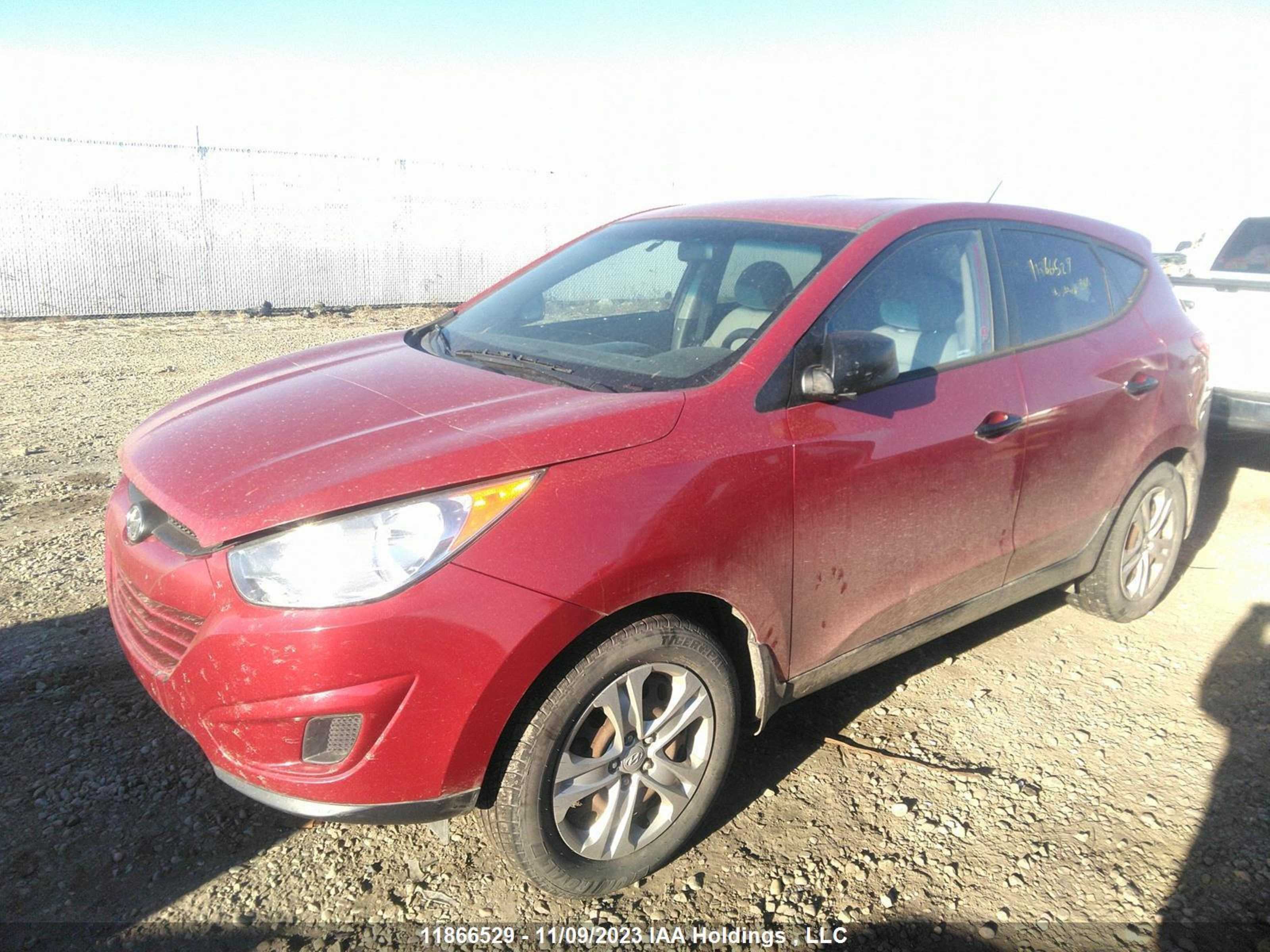 Photo 1 VIN: KM8JTCAC7BU303936 - HYUNDAI TUCSON 