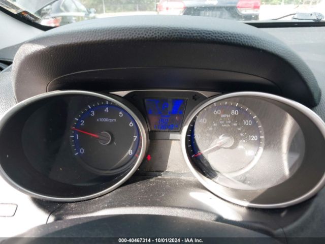 Photo 6 VIN: KM8JTCAF0FU109796 - HYUNDAI TUCSON 