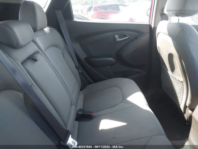 Photo 7 VIN: KM8JTCAF1FU074668 - HYUNDAI TUCSON 