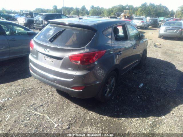 Photo 3 VIN: KM8JTCAF2FU033210 - HYUNDAI TUCSON 