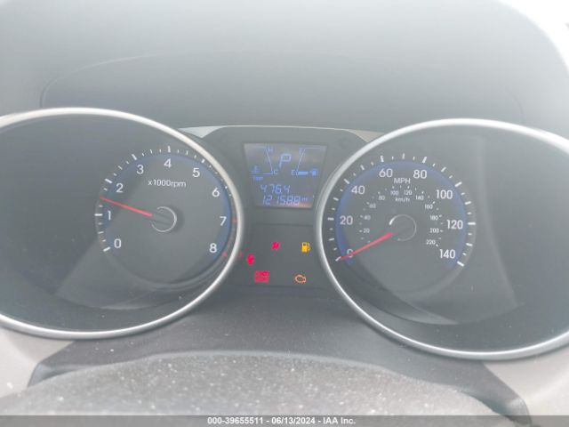 Photo 6 VIN: KM8JTCAF3FU001494 - HYUNDAI TUCSON 