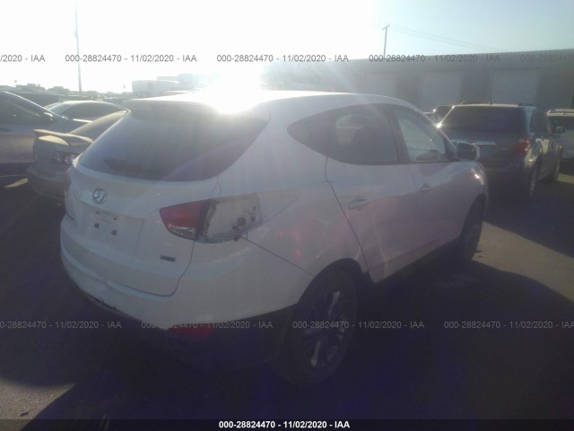 Photo 3 VIN: KM8JTCAF3FU001513 - HYUNDAI TUCSON 