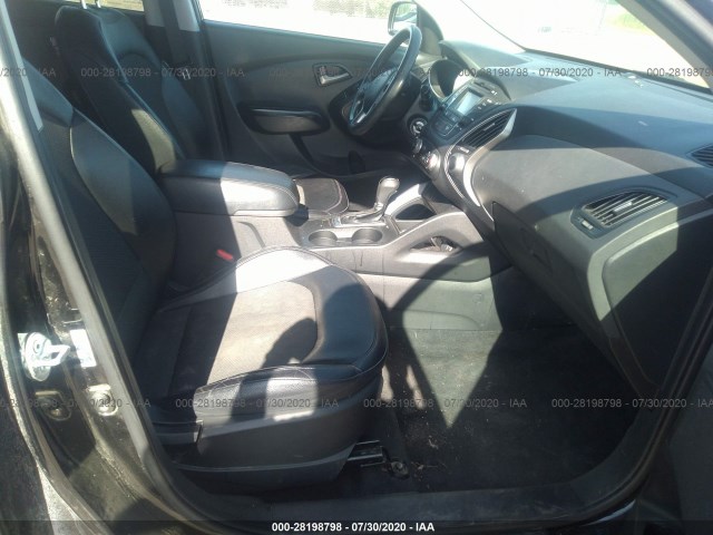 Photo 4 VIN: KM8JTCAF3FU064515 - HYUNDAI TUCSON 