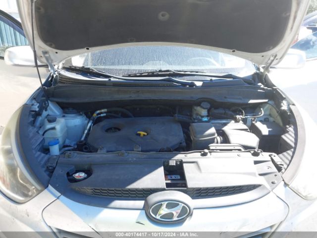 Photo 9 VIN: KM8JTCAF4FU033516 - HYUNDAI TUCSON 