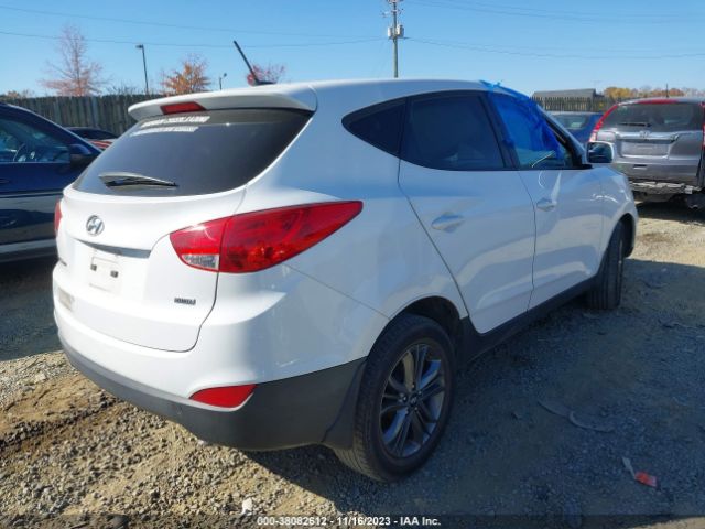 Photo 3 VIN: KM8JTCAF4FU050610 - HYUNDAI TUCSON 