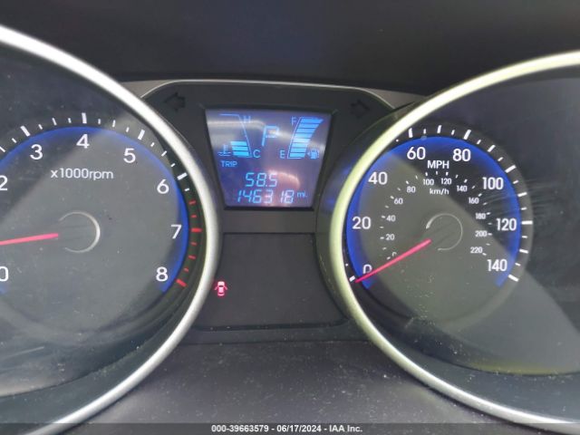 Photo 6 VIN: KM8JTCAF6FU032254 - HYUNDAI TUCSON 