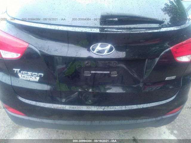 Photo 5 VIN: KM8JTCAF6FU052648 - HYUNDAI TUCSON 