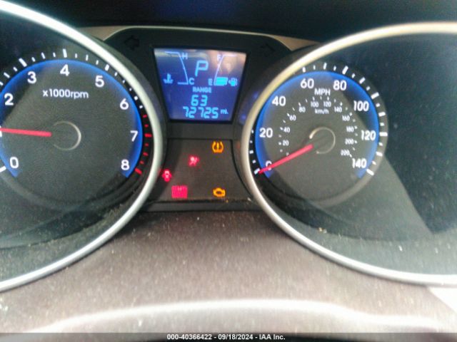 Photo 6 VIN: KM8JTCAF6FU101962 - HYUNDAI TUCSON 