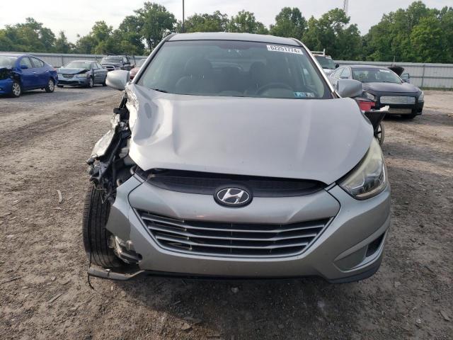 Photo 4 VIN: KM8JTCAF7FU022896 - HYUNDAI TUCSON 