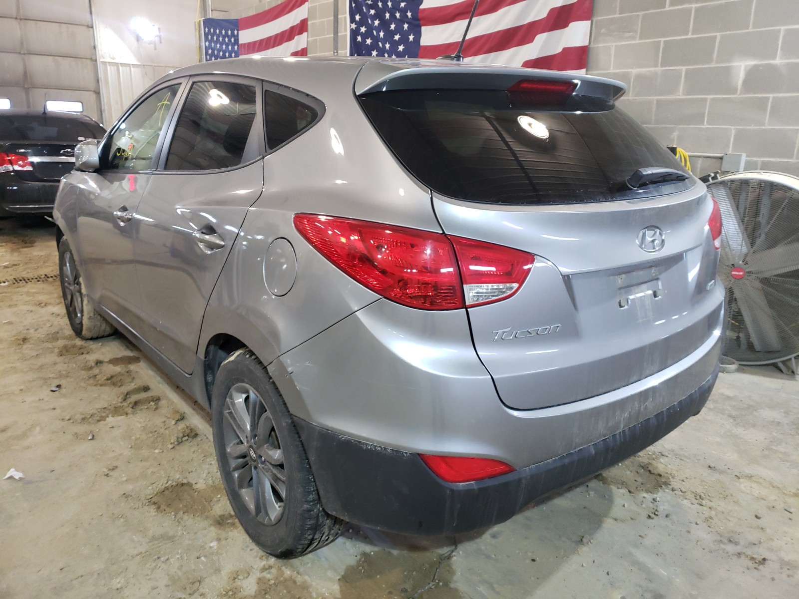 Photo 2 VIN: KM8JTCAF9FU098605 - HYUNDAI TUCSON GLS 