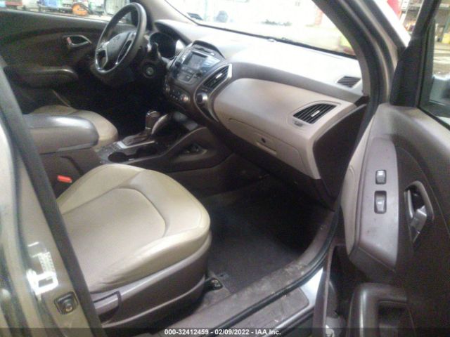 Photo 4 VIN: KM8JTCAFXFU110096 - HYUNDAI TUCSON 