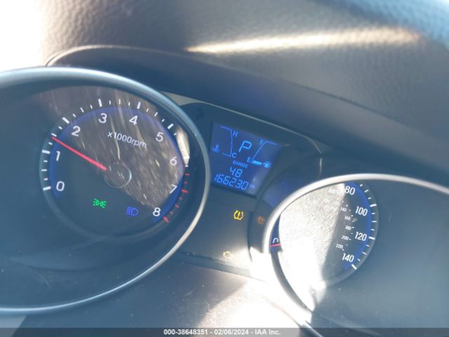 Photo 6 VIN: KM8JU3AC0BU127874 - HYUNDAI TUCSON 