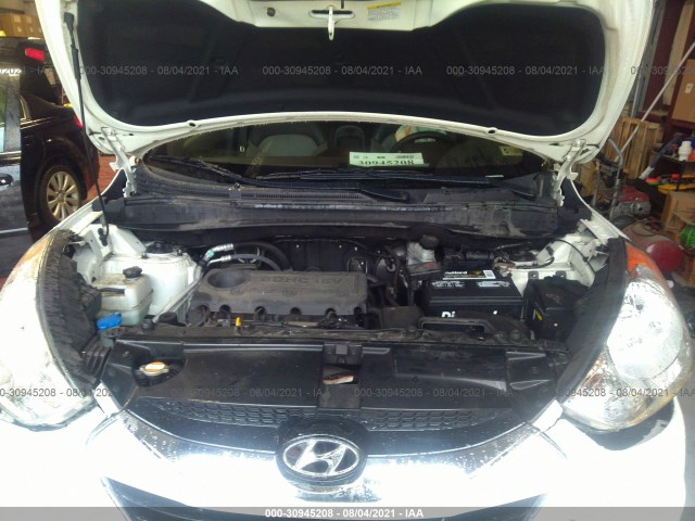 Photo 9 VIN: KM8JU3AC0BU225495 - HYUNDAI TUCSON 