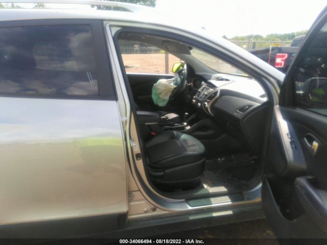 Photo 4 VIN: KM8JU3AC0BU240000 - HYUNDAI TUCSON 