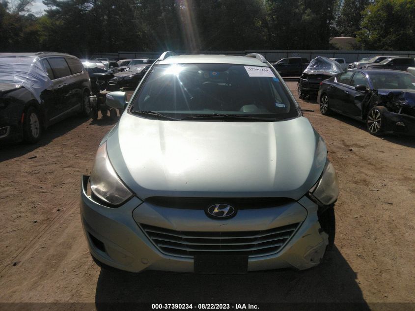 Photo 12 VIN: KM8JU3AC0CU335299 - HYUNDAI TUCSON 