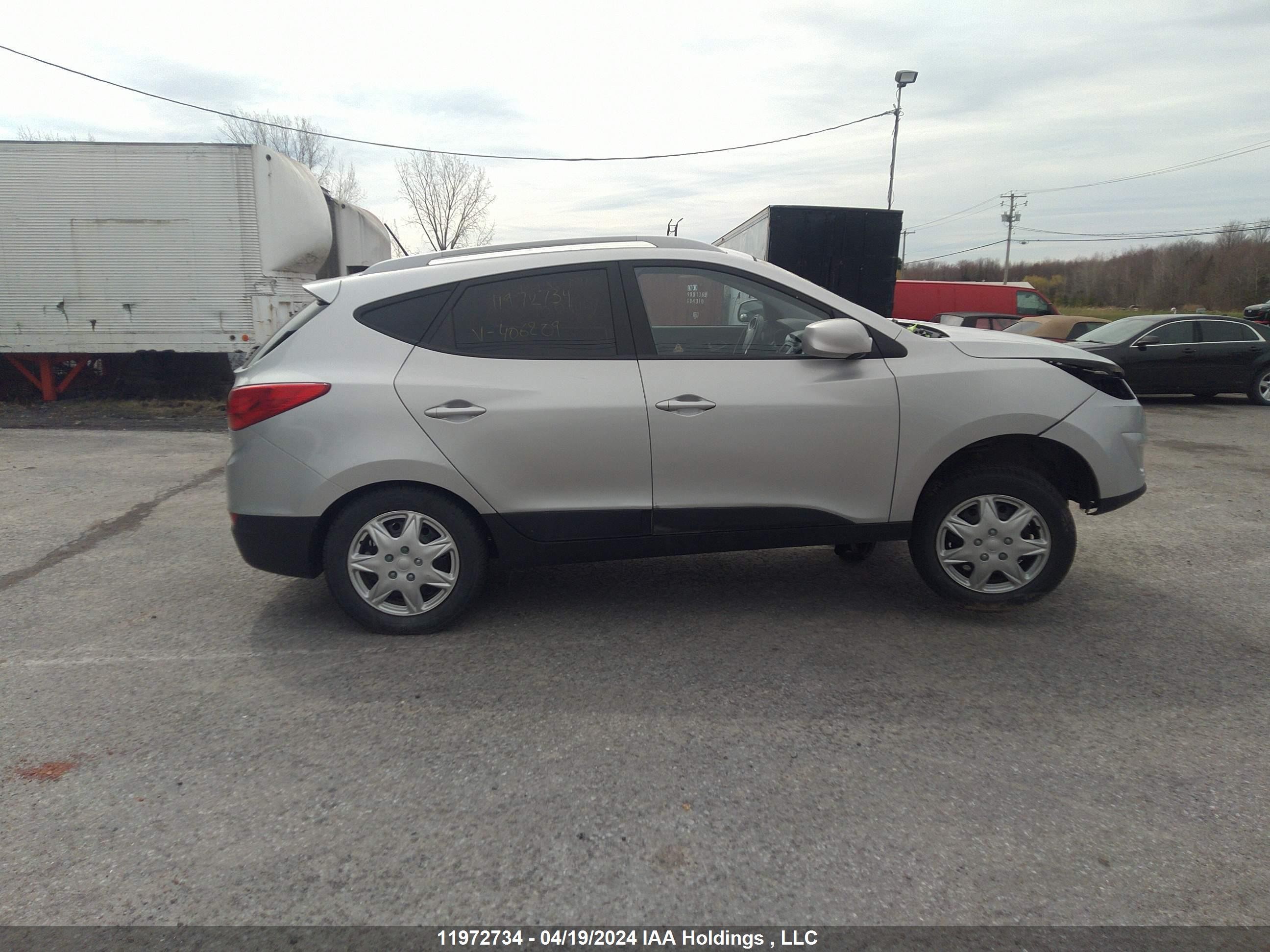 Photo 13 VIN: KM8JU3AC0CU406209 - HYUNDAI TUCSON 