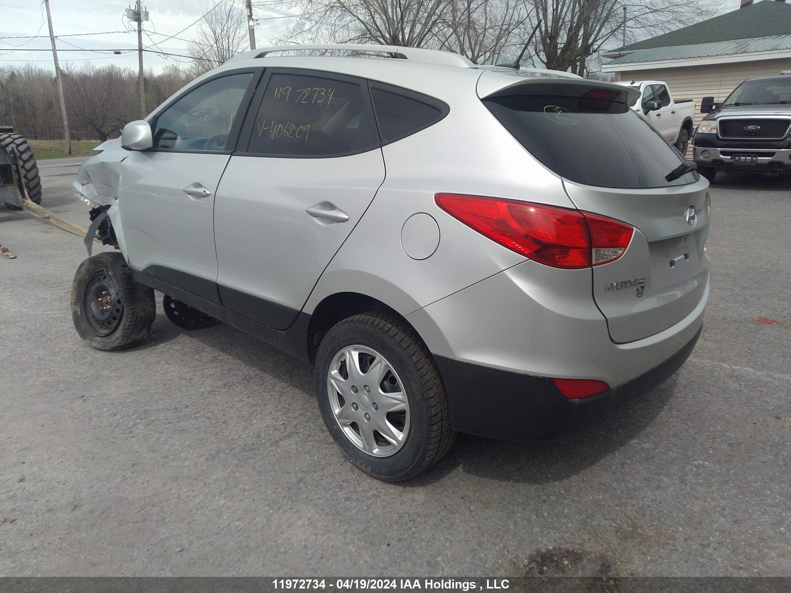 Photo 2 VIN: KM8JU3AC0CU406209 - HYUNDAI TUCSON 