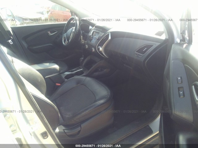 Photo 4 VIN: KM8JU3AC0CU423270 - HYUNDAI TUCSON 