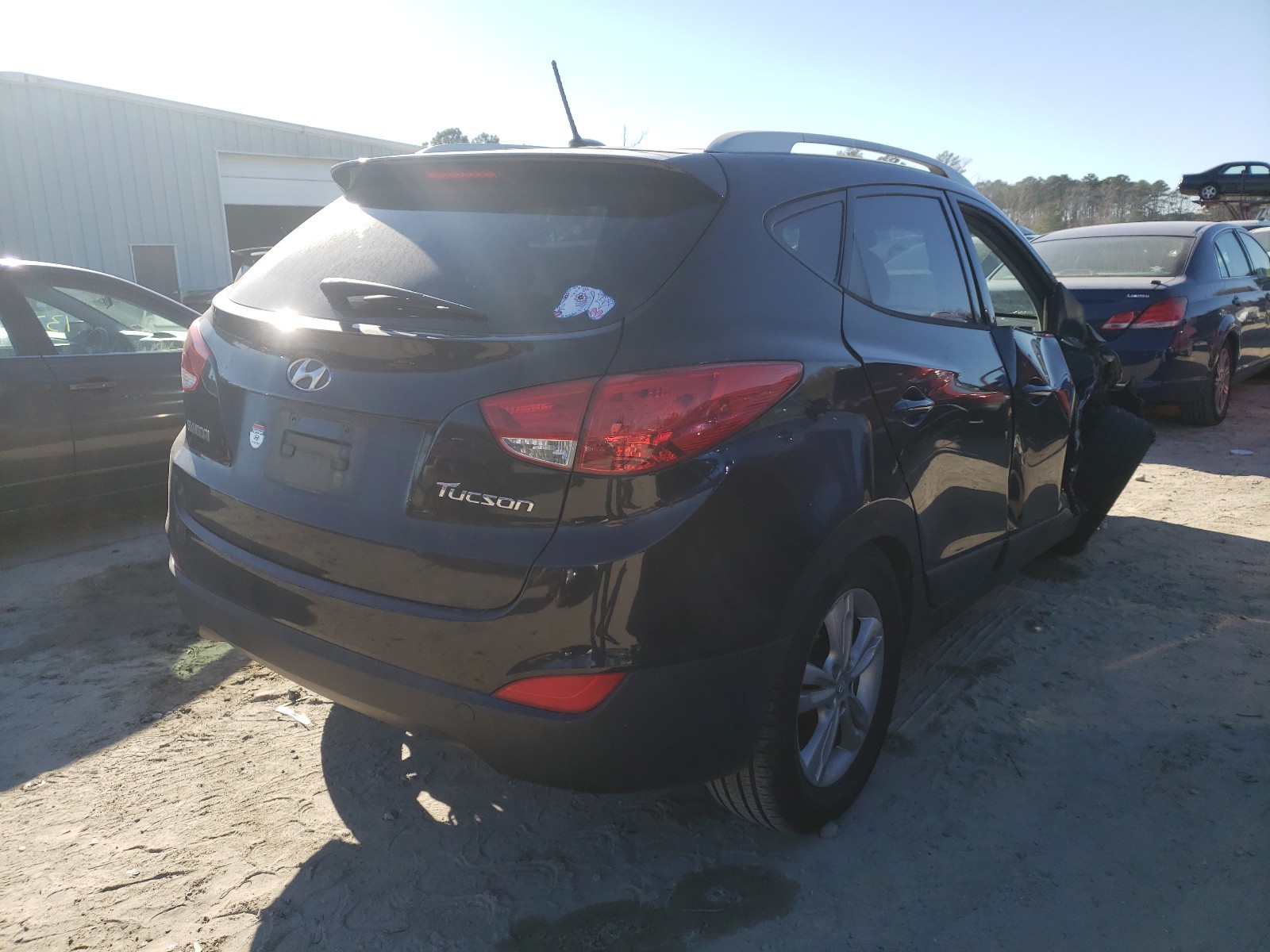 Photo 3 VIN: KM8JU3AC1BU230060 - HYUNDAI TUCSON GLS 