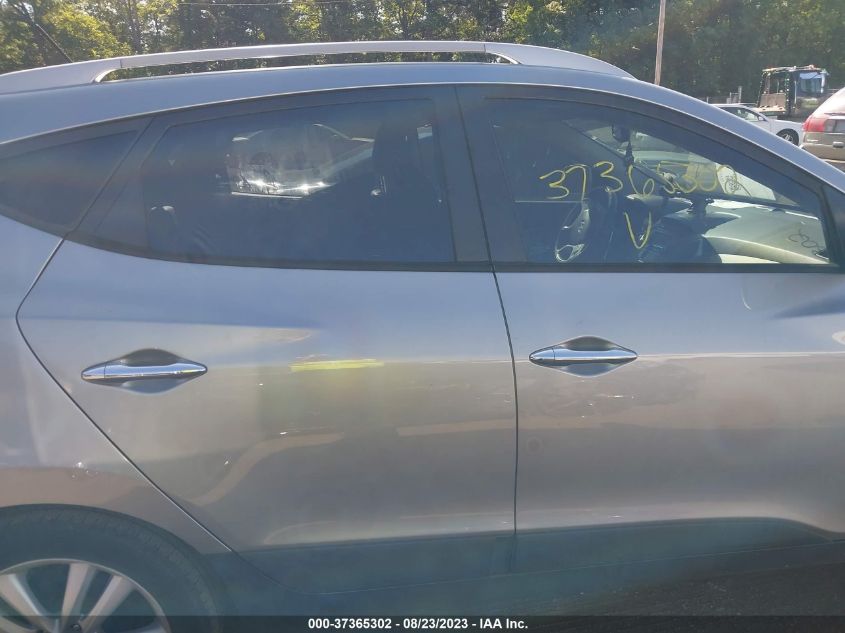 Photo 12 VIN: KM8JU3AC1BU233539 - HYUNDAI TUCSON 