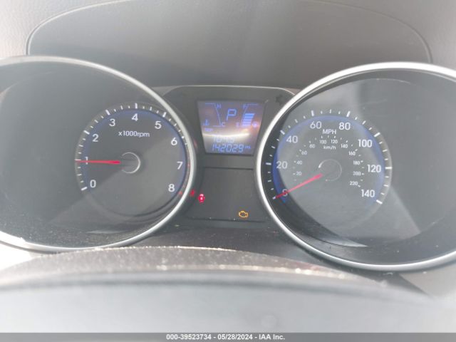 Photo 6 VIN: KM8JU3AC1BU237106 - HYUNDAI TUCSON 