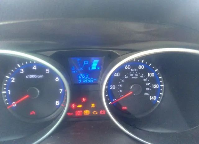 Photo 6 VIN: KM8JU3AC1CU387749 - HYUNDAI TUCSON 