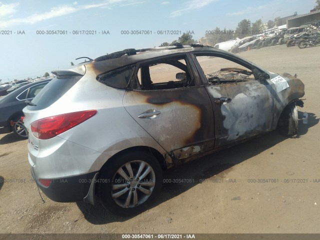 Photo 3 VIN: KM8JU3AC1CU506836 - HYUNDAI TUCSON 