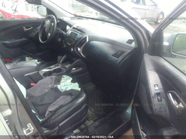 Photo 4 VIN: KM8JU3AC1CU516900 - HYUNDAI TUCSON 