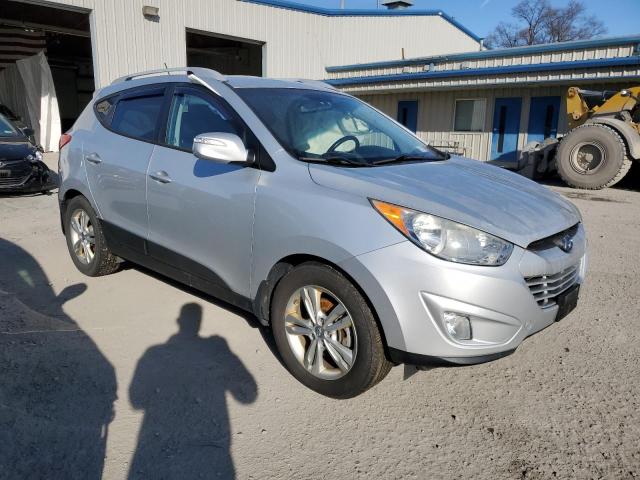 Photo 3 VIN: KM8JU3AC1DU662781 - HYUNDAI TUCSON 