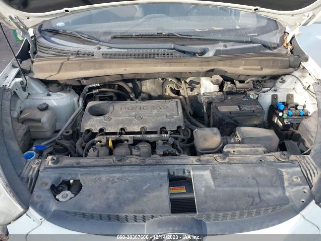 Photo 9 VIN: KM8JU3AC2AU096321 - HYUNDAI TUCSON 