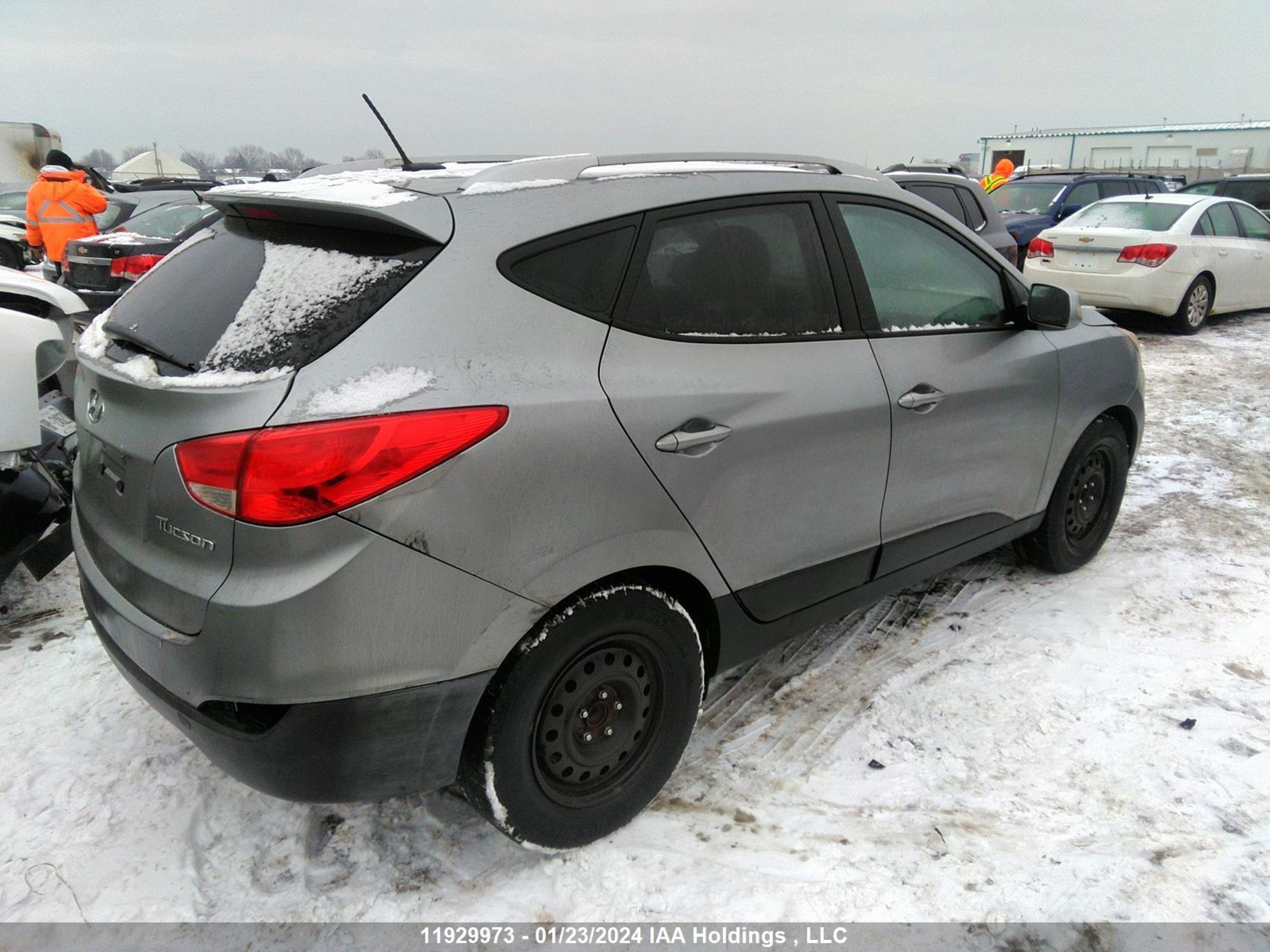 Photo 3 VIN: KM8JU3AC2BU174209 - HYUNDAI TUCSON 