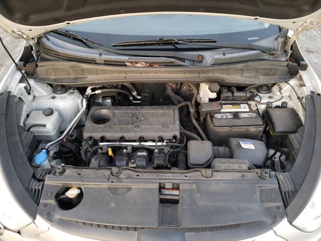 Photo 6 VIN: KM8JU3AC2BU175179 - HYUNDAI TUCSON GLS 