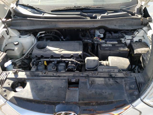 Photo 6 VIN: KM8JU3AC2BU211260 - HYUNDAI TUCSON GLS 