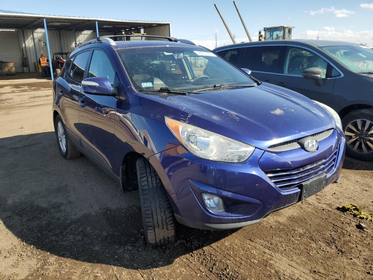 Photo 3 VIN: KM8JU3AC2DU685227 - HYUNDAI TUCSON 