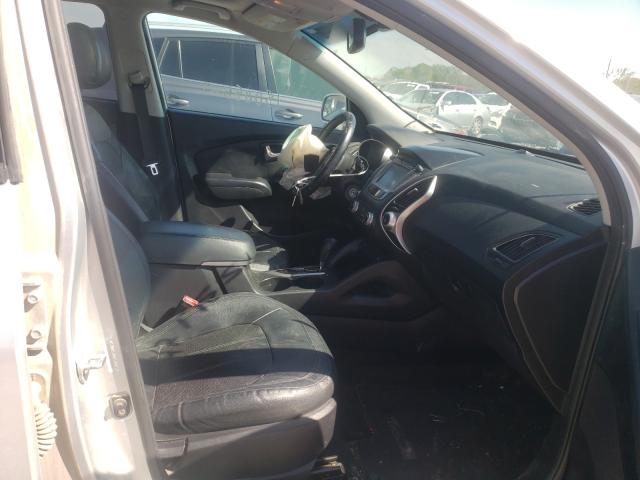 Photo 4 VIN: KM8JU3AC3CU343333 - HYUNDAI TUCSON GLS 