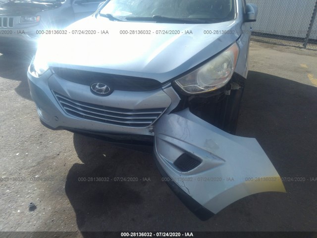 Photo 5 VIN: KM8JU3AC3CU455999 - HYUNDAI TUCSON 