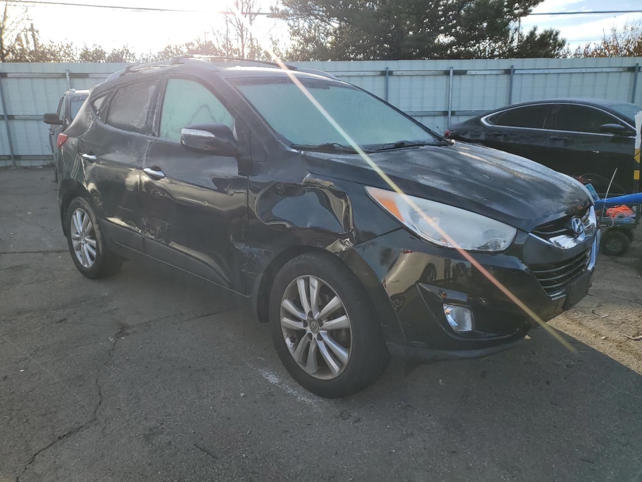 Photo 3 VIN: KM8JU3AC3CU497931 - HYUNDAI TUCSON 