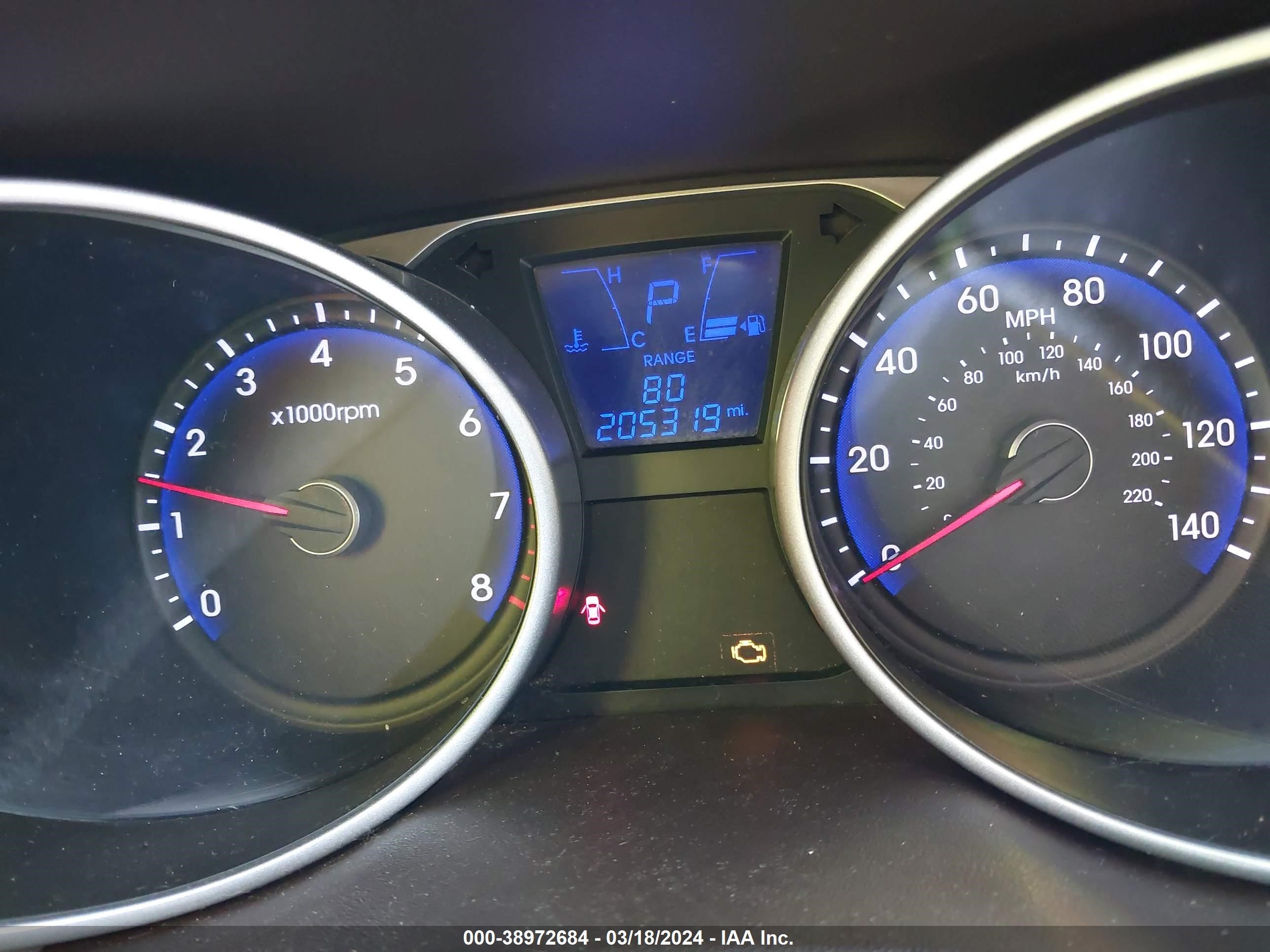 Photo 6 VIN: KM8JU3AC3CU535559 - HYUNDAI TUCSON 