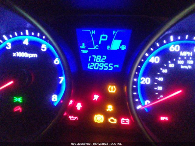 Photo 6 VIN: KM8JU3AC4BU208523 - HYUNDAI TUCSON 