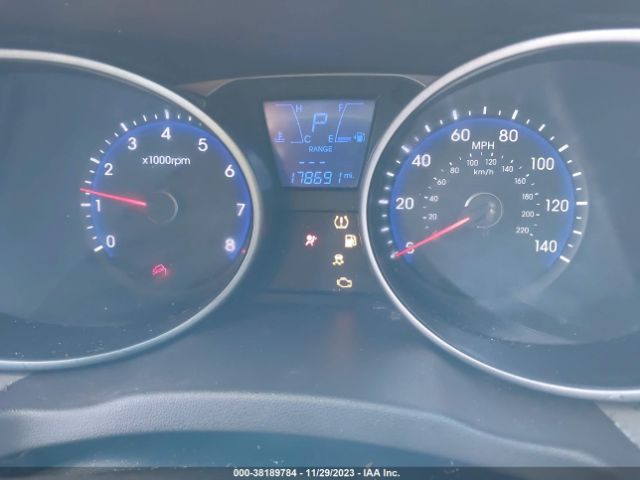 Photo 6 VIN: KM8JU3AC4CU360545 - HYUNDAI TUCSON 