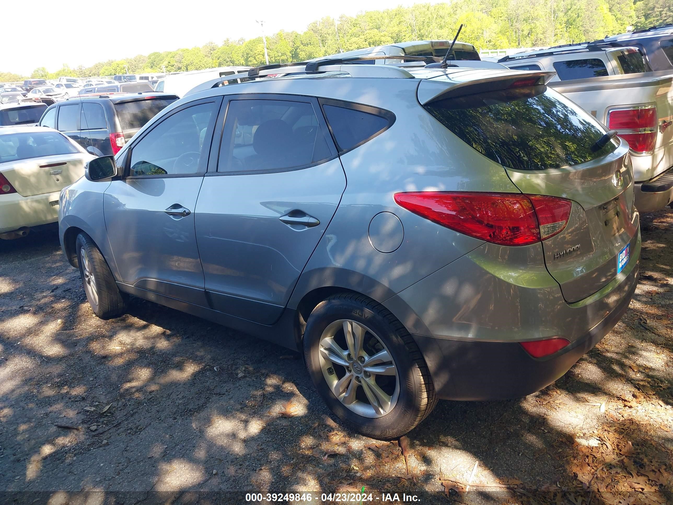 Photo 2 VIN: KM8JU3AC4CU405287 - HYUNDAI TUCSON 