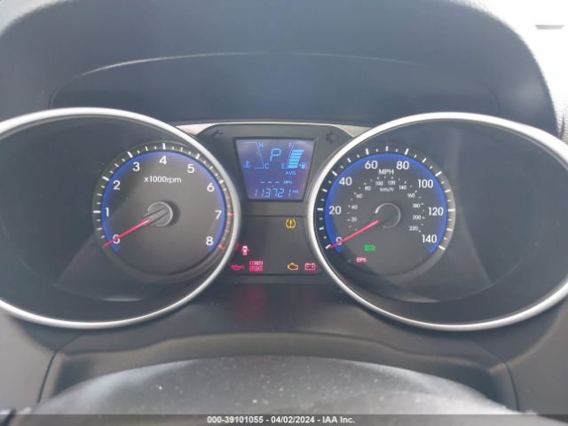 Photo 6 VIN: KM8JU3AC4CU441271 - HYUNDAI TUCSON 