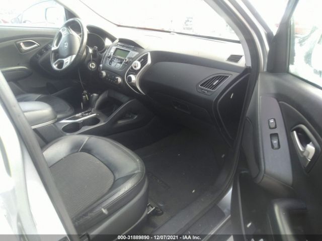 Photo 4 VIN: KM8JU3AC4CU444400 - HYUNDAI TUCSON 