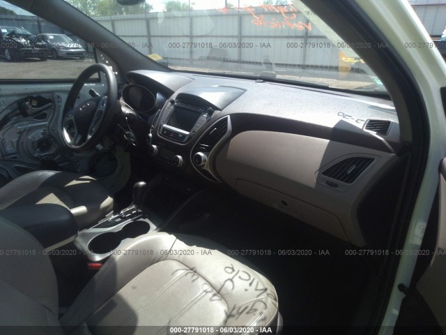 Photo 4 VIN: KM8JU3AC4CU462878 - HYUNDAI TUCSON 