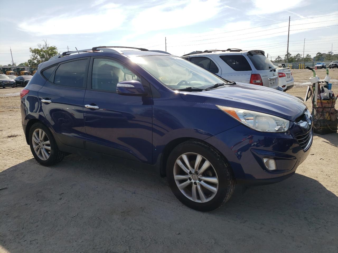 Photo 3 VIN: KM8JU3AC4DU589356 - HYUNDAI TUCSON 