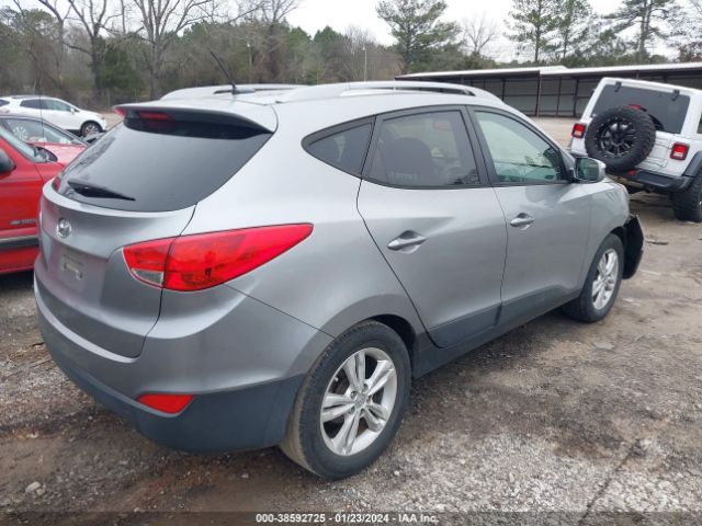 Photo 3 VIN: KM8JU3AC5CU326193 - HYUNDAI TUCSON 