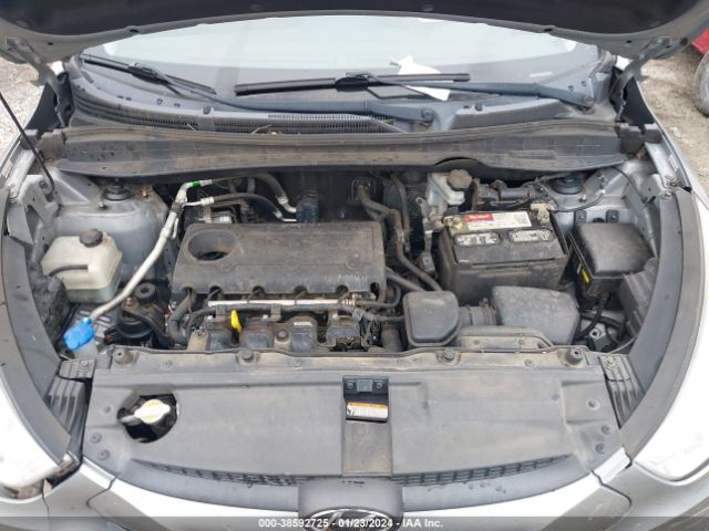 Photo 9 VIN: KM8JU3AC5CU326193 - HYUNDAI TUCSON 