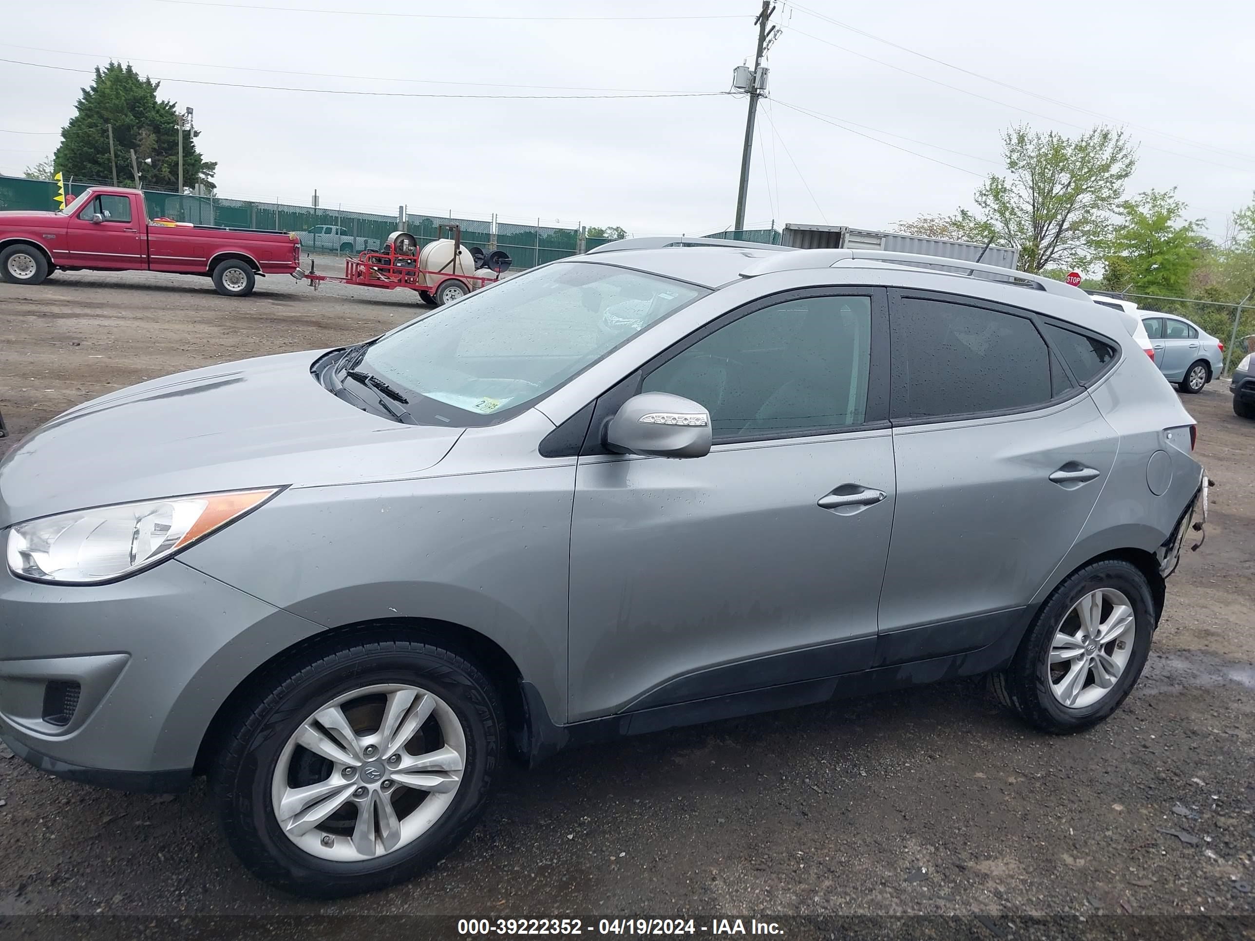 Photo 14 VIN: KM8JU3AC5CU370677 - HYUNDAI TUCSON 