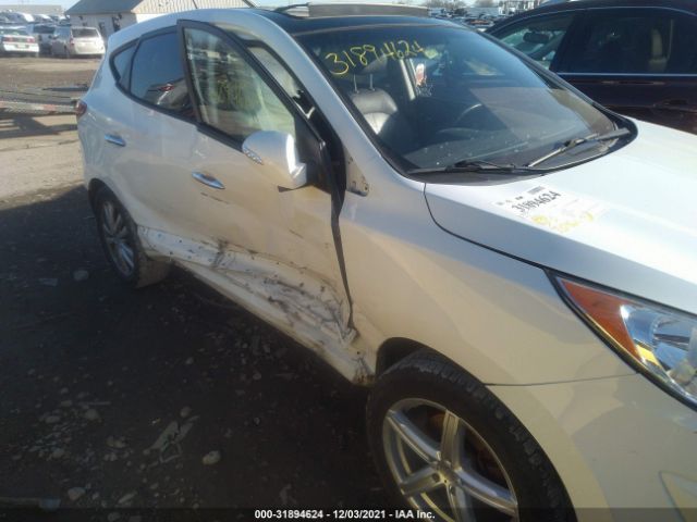 Photo 5 VIN: KM8JU3AC5CU403483 - HYUNDAI TUCSON 