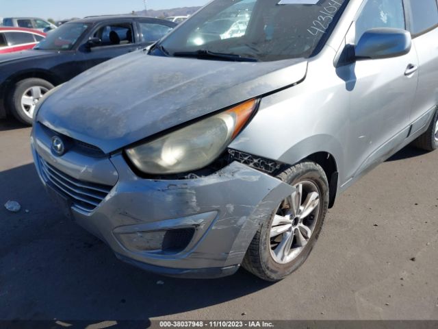 Photo 5 VIN: KM8JU3AC6BU201167 - HYUNDAI TUCSON 